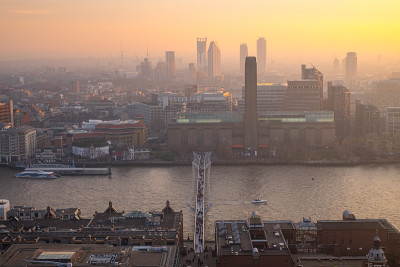 英国伦敦千年桥鸟瞰图