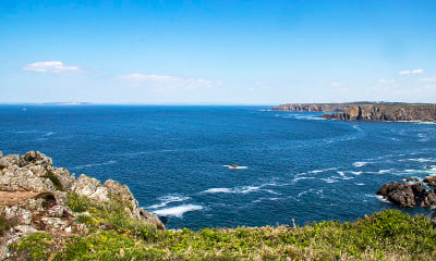 范点。野外的海岸。Finistere。布列塔尼