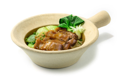 砂锅炒五花肉蛋面