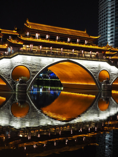 安顺桥夜景在成都