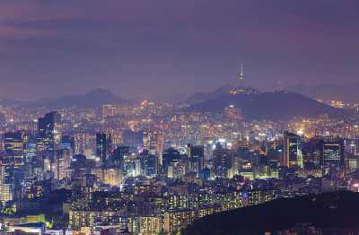 韩国城市天际线和北首尔塔