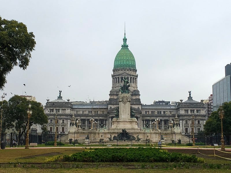 阿根廷全国代表大会在布宜诺斯艾利斯举行