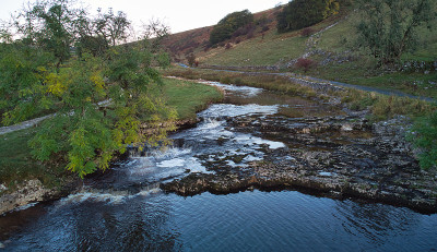 英国，英格兰，北约克郡，北约克郡国家公园，Langstrothdale，典型的约克郡山谷景观中的沃夫