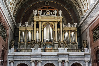 Esztergom basilica的大器官