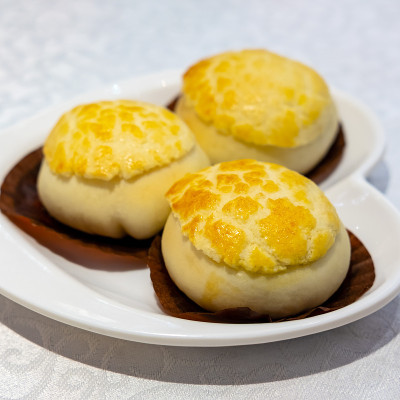 菠萝包夹叉烧，叉烧酥(叉烧苏)