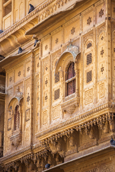Nathmalji ki Haveli在印度Jaisalmer报道。建筑细节