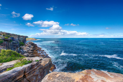 Coogee到Bondi海岸步道。澳大利亚悉尼新南威尔士的戈登斯湾