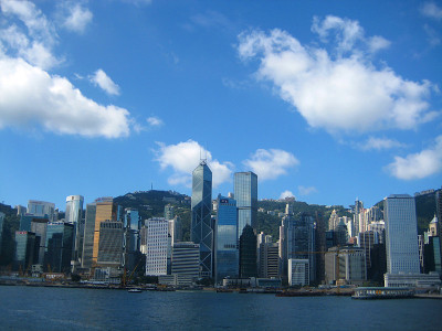 香港中环，维多利亚港，一个晴朗的日子