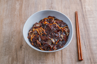 韩式豆酱面“炸酱面”
