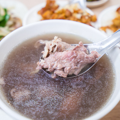 台湾名菜——台南牛肉汤，台湾台南传统早餐。