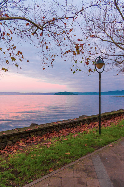 Bolsena lake(意大利语)
