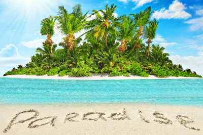 Whole tropical island within atoll in tropical Oce