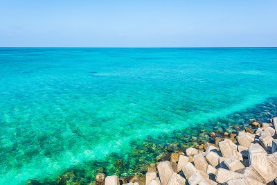 冲绳宫古岛美丽的海滩。