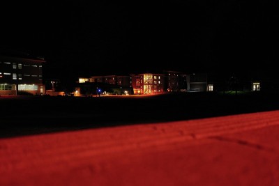 一个山城的空中夜景