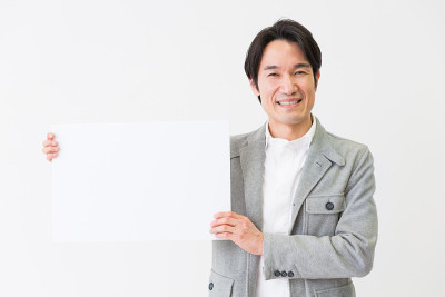 亚洲中年男子