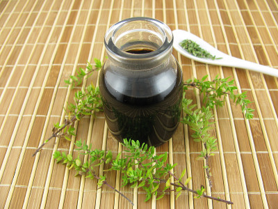 百里香止咳糖浆
