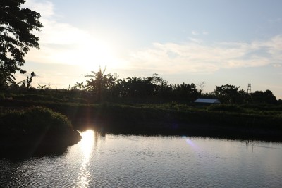 黄昏湖景