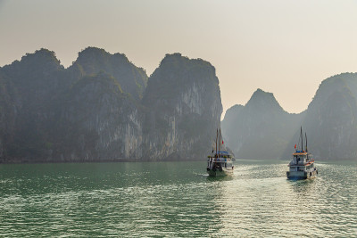 下龙湾海景游船