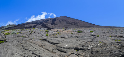 留尼汪岛的皮顿德拉福涅斯火山
