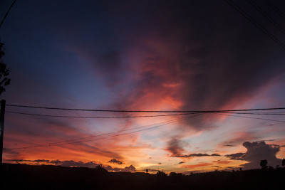 紫色的夕阳