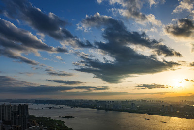 城市夜景鸟瞰图