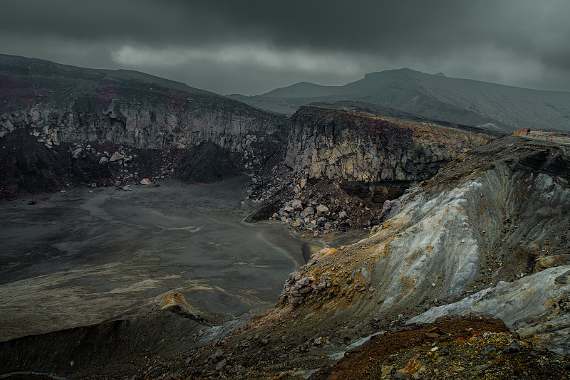 麻生火山火山口