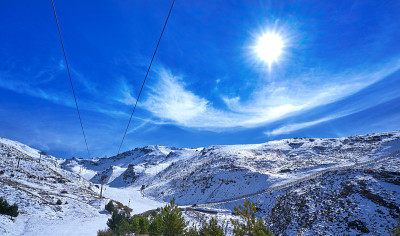 内华达山脉滑雪胜地格拉纳达