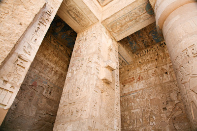 Medinet Habu神庙的浮雕