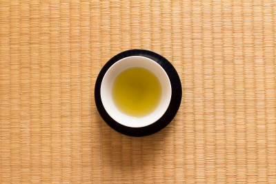 日本茶，放在榻榻米里