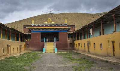 印度喜马偕尔邦斯皮提山谷的科米克修道院