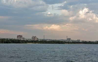 目前城市景观,乌克兰。