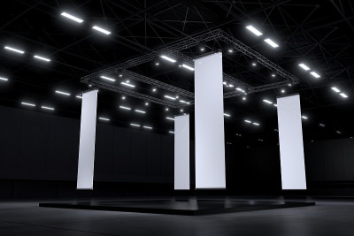 展示平台用于实物模型和企业形象，展示设计。空的展台设计。展厅零售展位元素。展位设计贸易展。空白展台系