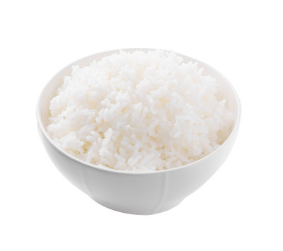 白底上装满米饭的碗