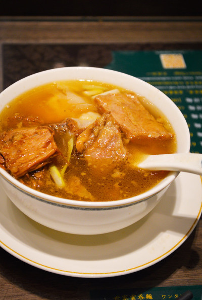 香港牛腩馄饨汤