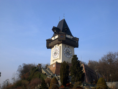 奥地利格拉茨的Schlossberg山上的Schlossberg钟楼