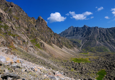 冰碛石山