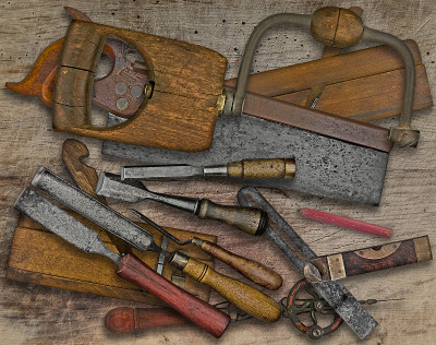 木工工具超过工作台