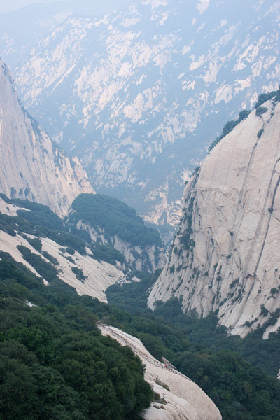 华山