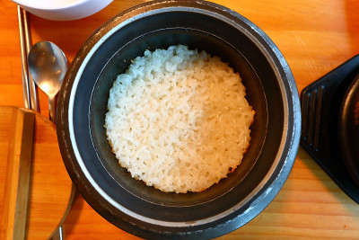 大锅饭，米饭，大锅，