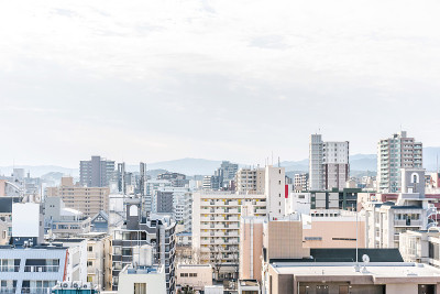 日本福冈天神市的城市天际线