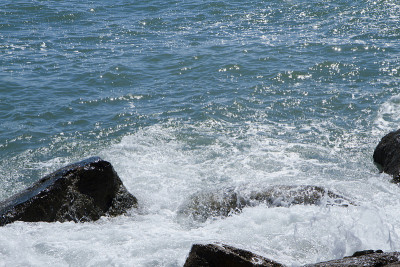 海洋和岩石
