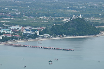 鸟瞰图美丽的城市景观，在普拉楚帕湾，泰国