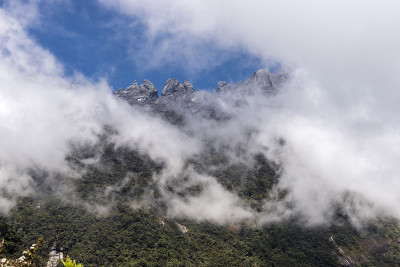 山峰