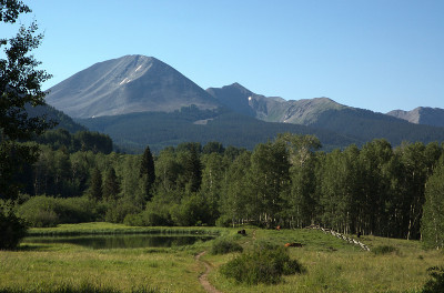 山湖