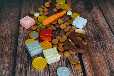 Dutch holiday Sinterklaas background with children
