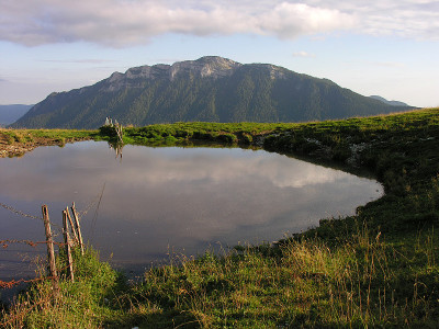 山湖