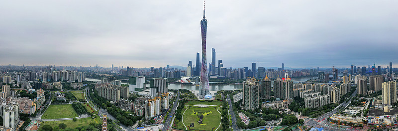 航拍的日落城市CBD，中国广州