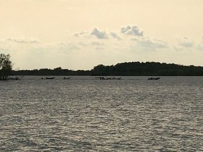 湖上的一天