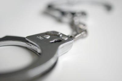 手铐警察