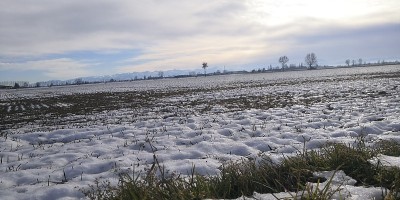 大雪覆盖的意大利乡村